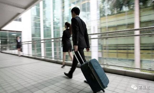 出差趕路時(shí)間算不算加班？ 這5類“假裝加班”沒有加班費(fèi)(圖1)